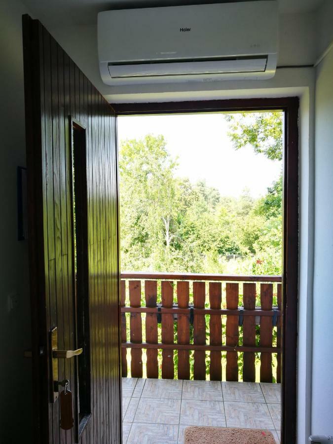 Apartment Manda Rakovica Ngoại thất bức ảnh