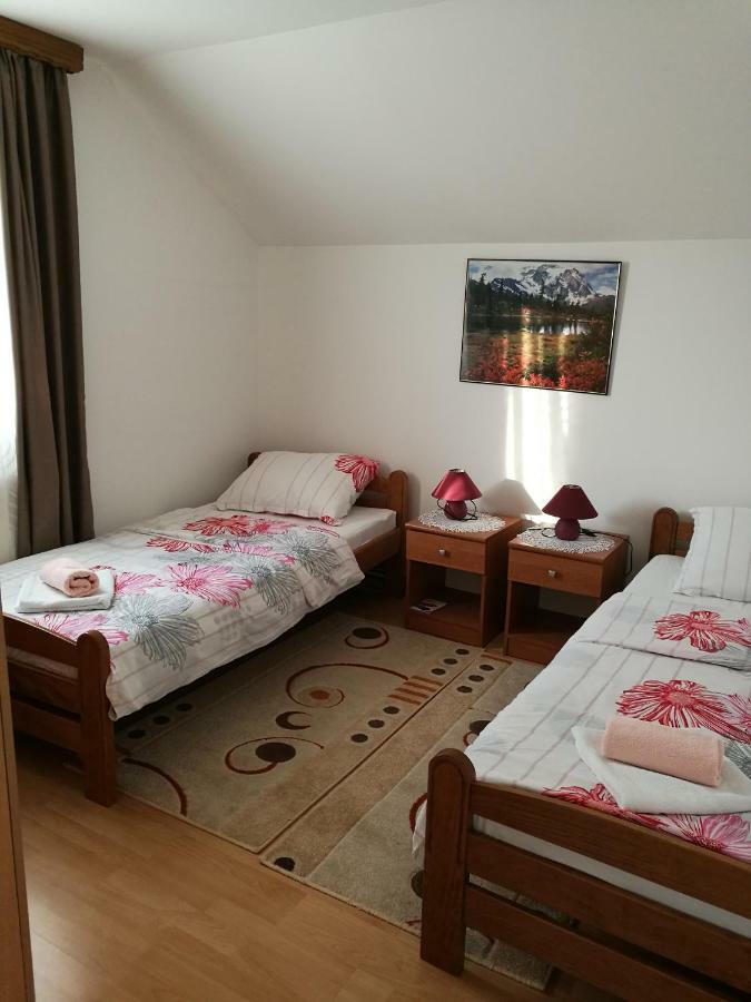 Apartment Manda Rakovica Ngoại thất bức ảnh